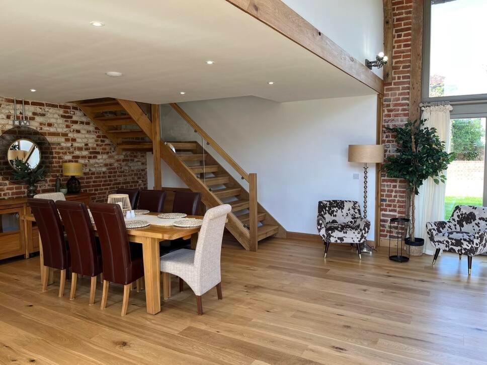 Grange Farm Barn, Filby Villa Ngoại thất bức ảnh